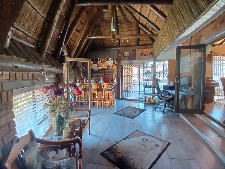 4 Bedroom Property for Sale in Vaalpark Free State